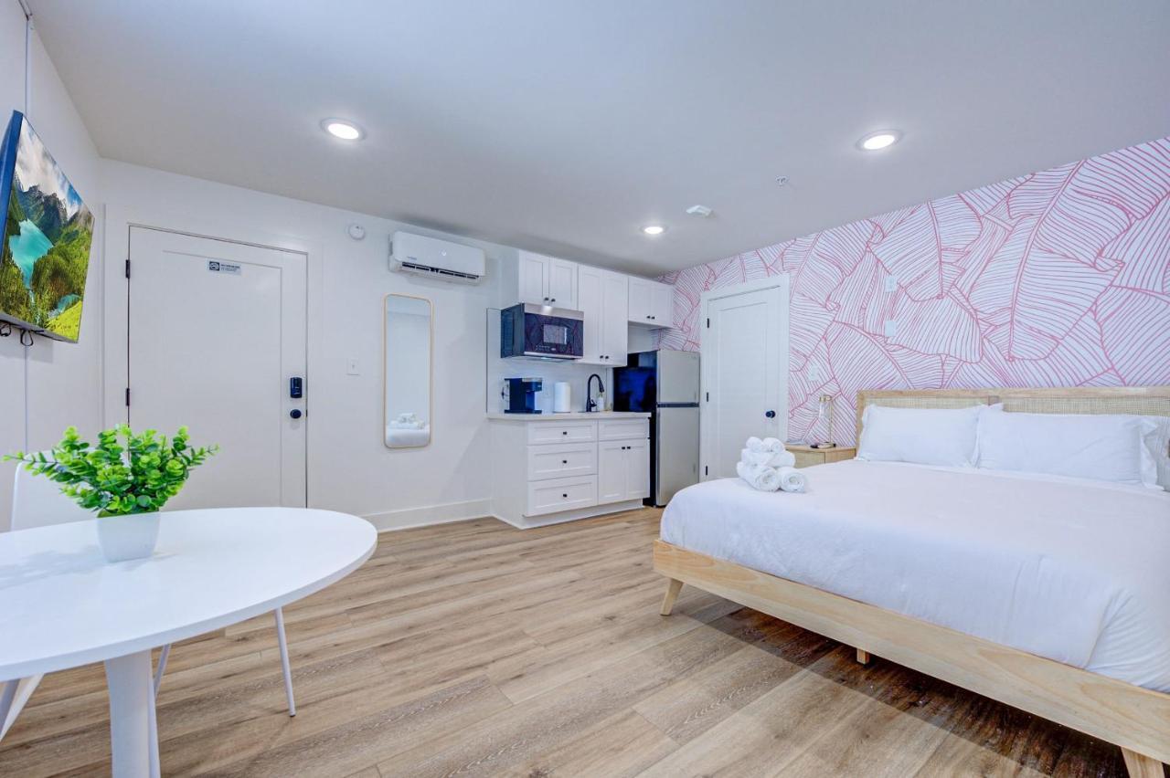 Pink Flamingo Studio Apartment Galveston Esterno foto